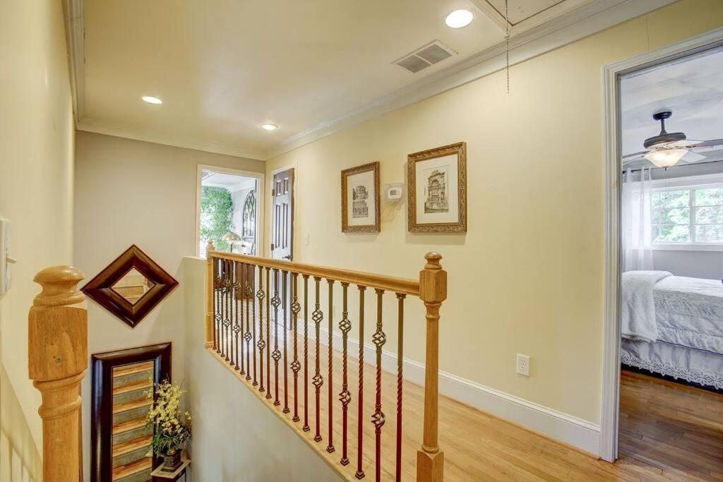 Sleeps16, 11-Person Swim-Spa, Spacious Home, Close To Downtown, Beltline, And Walk To Restaurants, 75" Tv, 2 Person Jacuzzi, Ping Pong 亚特兰大 外观 照片